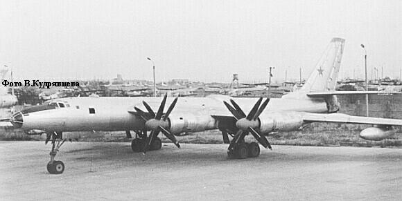Переход на страницу 
Ту-95ЛАЛ-самолет с ядерным реактором